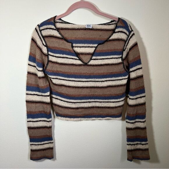 ✨ BDG Urban Outfitters Striped Notch Neck Crop Top Sweater Brown - Picture 3 of 14
